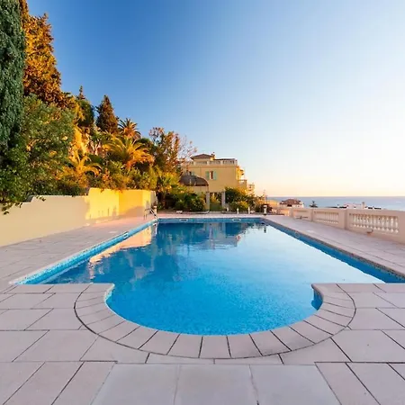 With Large Terrace & Sea View Over نيس