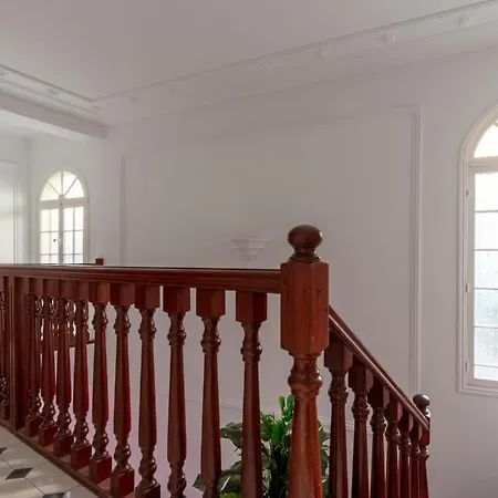 With Large Terrace & Sea View Over نيس