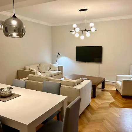 شقة With Large Terrace & Sea View Over *