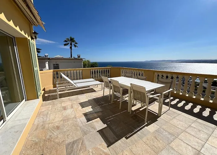 With Large Terrace & Sea View Over * Ницца