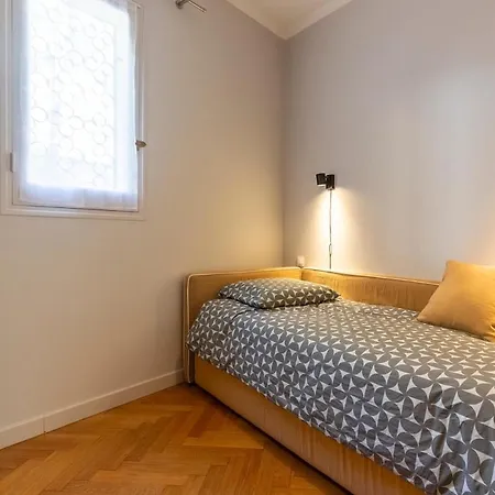 Appartement With Large Terrace & Sea View Over *