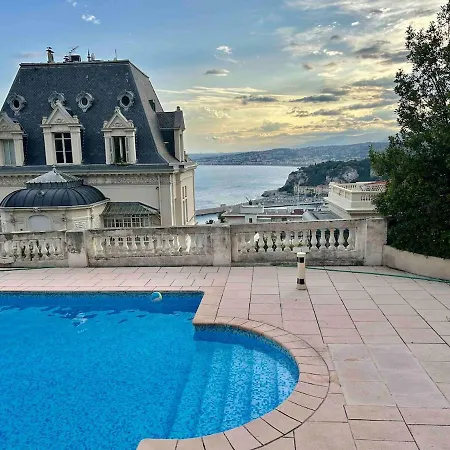 With Large Terrace & Sea View Over Appartement *