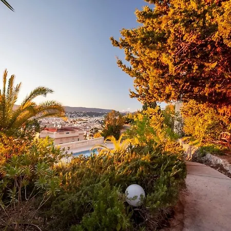 Appartement With Large Terrace & Sea View Over